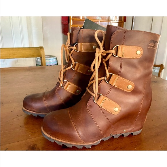 “IT BOOT”- SOREL JOAN OF ARCTIC WEDGE BOOT-EUC-9.5 - Picture 14 of 14